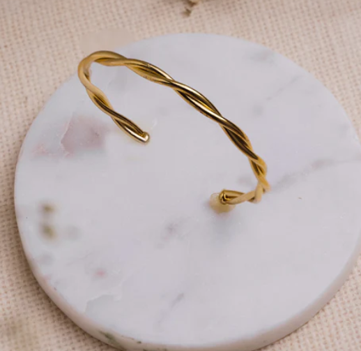 Twistline Brass Statement Bracelet (Anti Tarnish)
